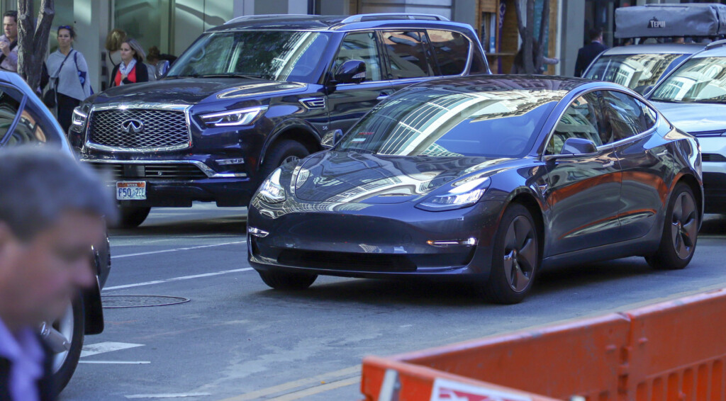 Das Tesla Model 3 in den Straßen von San Francisco (Bild: © Jana Höffner).