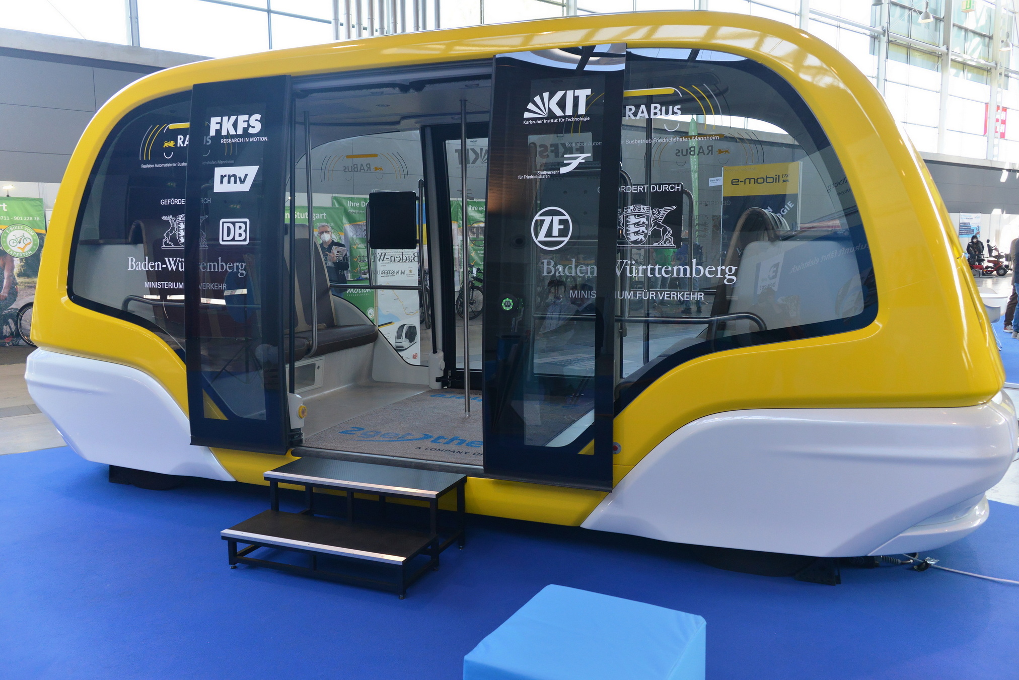 Versuchsobjekt: Ein People Mover auf der Messe i-Mobility 2022